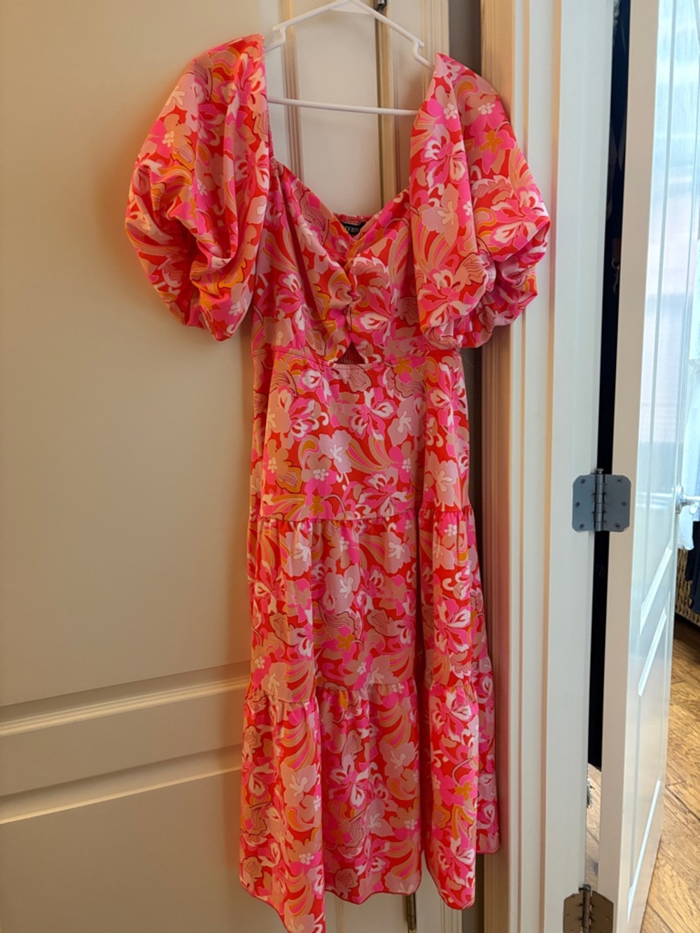 Bright Pink Floral Puff-Sleeve Midi Dress
